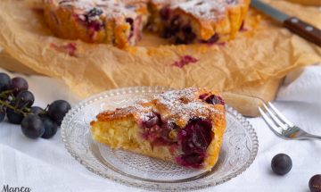 torta con uva americana