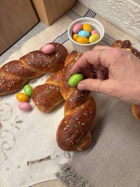 Treccine dolci pasquali