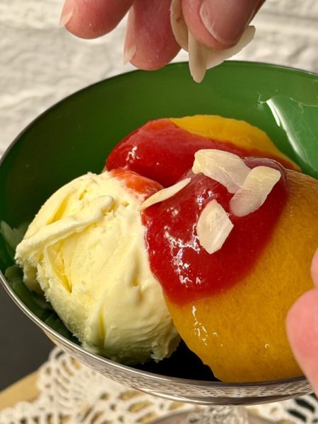 pesche melba